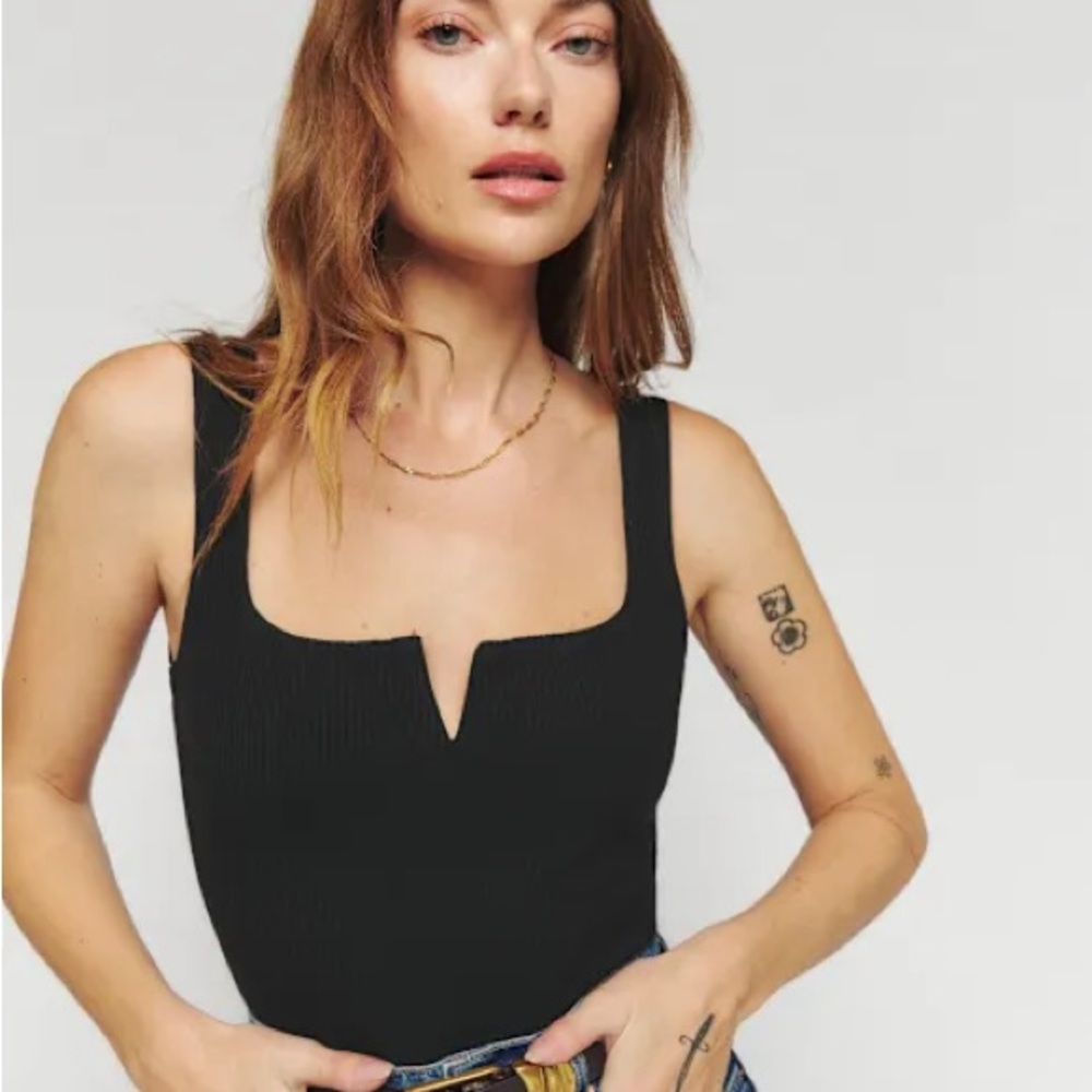 Black reformation cutout front Sleeveless Women's Top